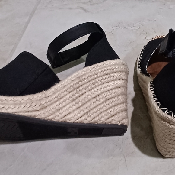 TOMS Black Canvas Wedge Espadrilles - Picture 2 of 2